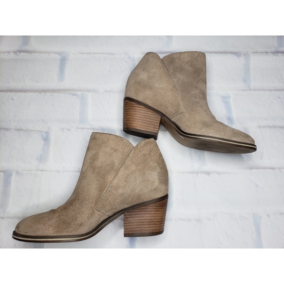 Jessica Simpson Shoes - Jessica Simpson Tandra Suede Bootie SZ 6.5